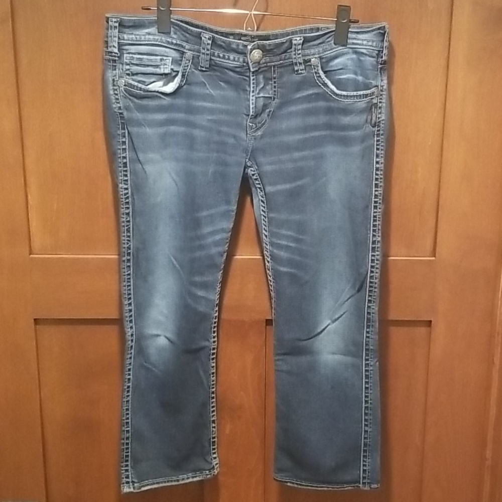EUC Silver women's jean capris